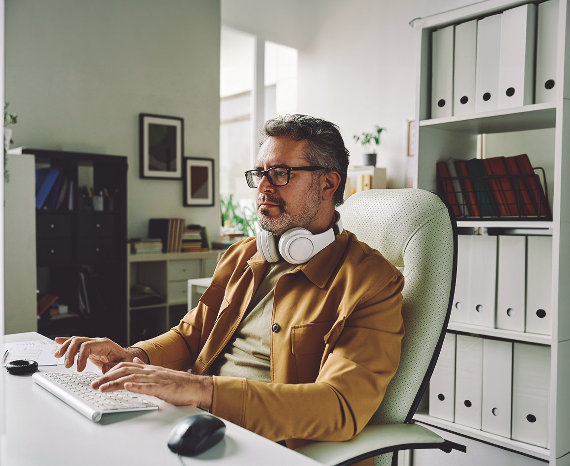 04_Intelligent Automation -Hero