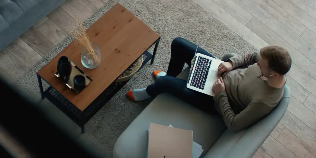 Padroneggi le sfide dell'IT a distanza con la migliore soluzione software di assistenza a distanza