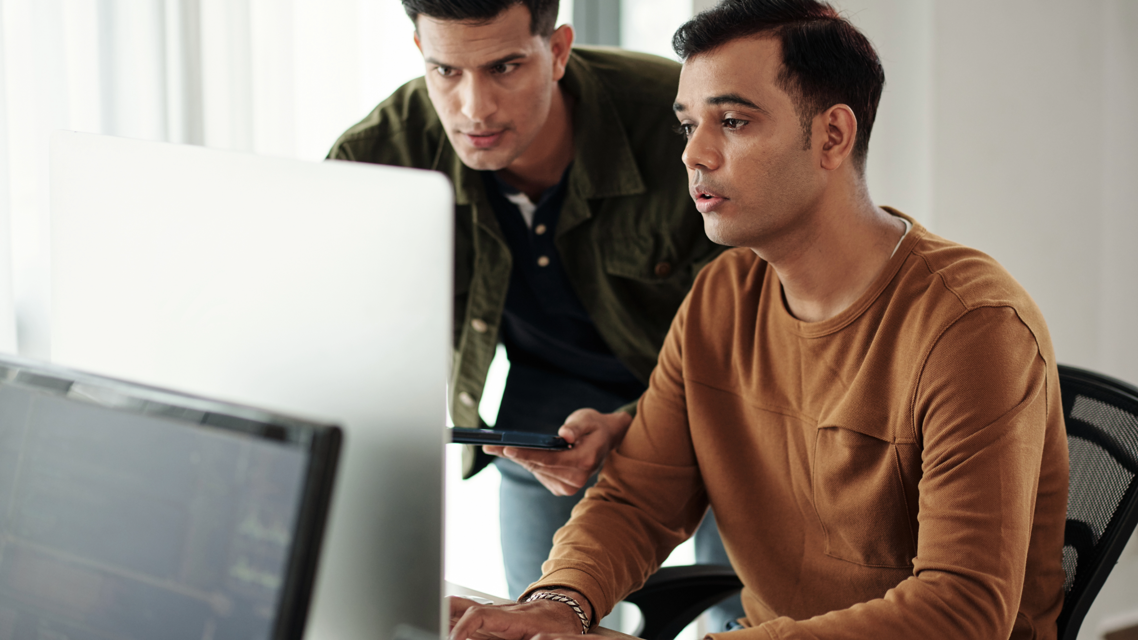 Intelligent Endpoint Management: Anticiper les incidents. Automatiser leur résolution. Optimiser chaque terminal.